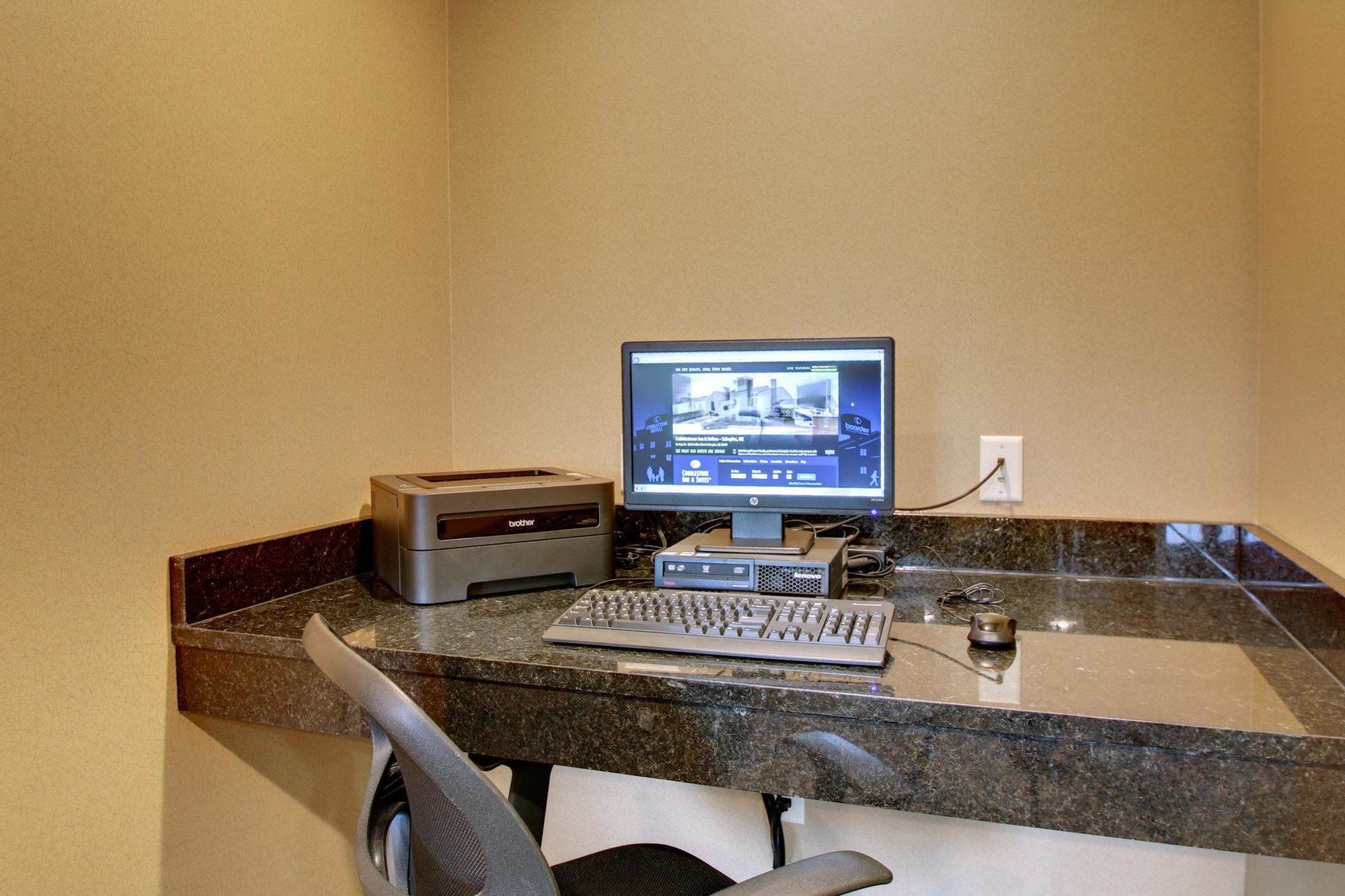 Cobblestone Inn & Suites - Schuyler Exteriér fotografie