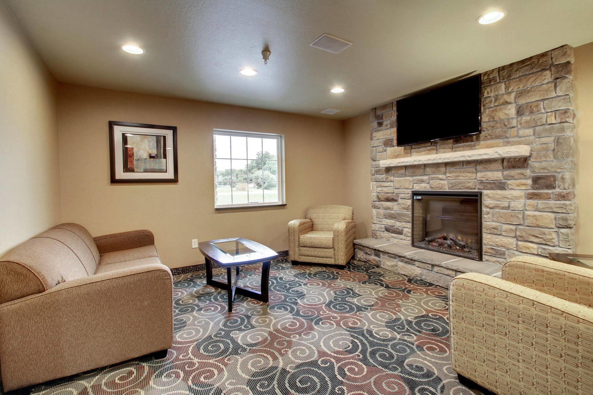 Cobblestone Inn & Suites - Schuyler Exteriér fotografie