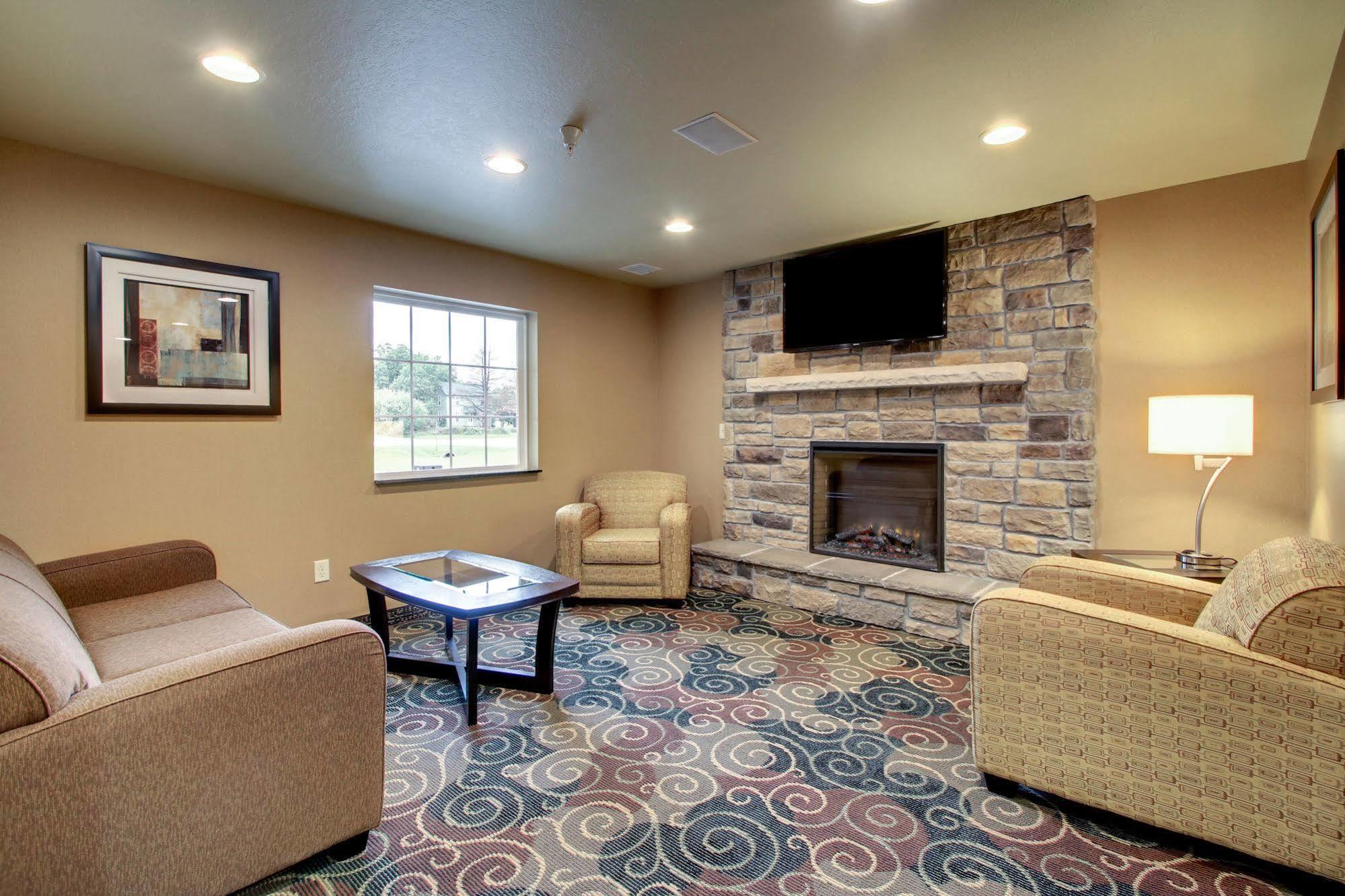 Cobblestone Inn & Suites - Schuyler Exteriér fotografie