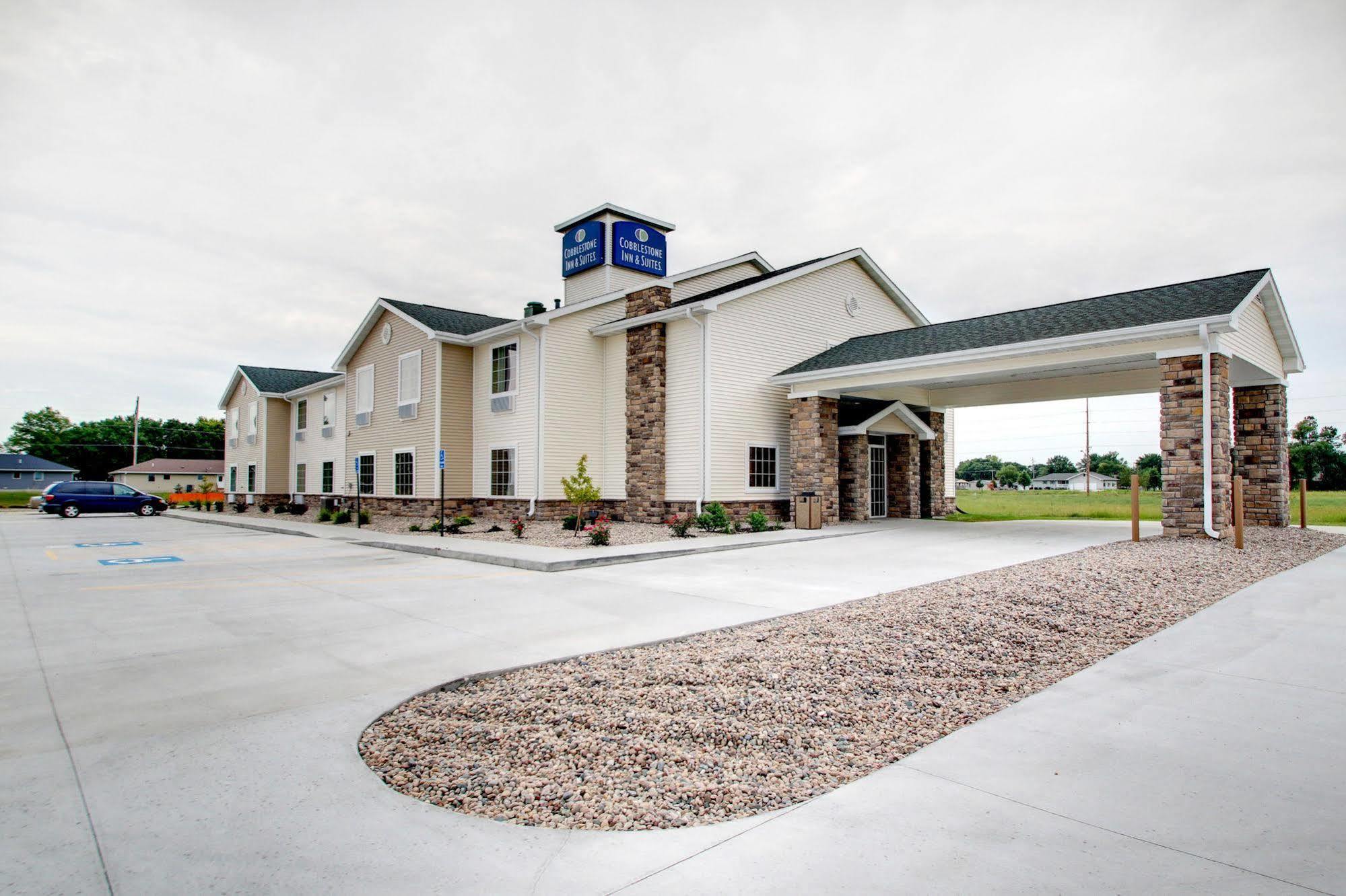 Cobblestone Inn & Suites - Schuyler Exteriér fotografie